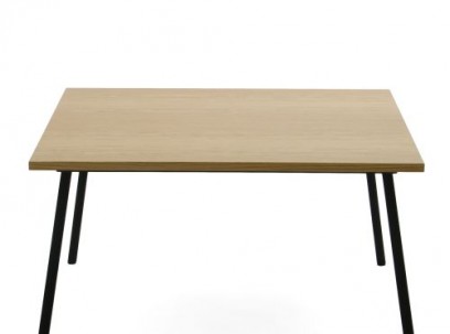 Coupé table